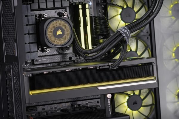 Actina iCUE 7800X3D/32GB/2TB/RTX5080/1000W/W11
