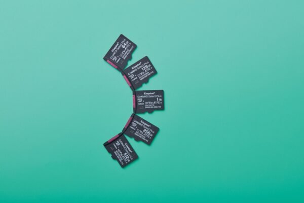 KINGSTON microSDXC 64GB Canvas Select Plus 3 + ADP