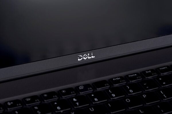 DELL LATITUDE 5520 i5-1145G7 16GB 256SSD 15,6" FHD Win11pro + zasilacz UŻYWANY